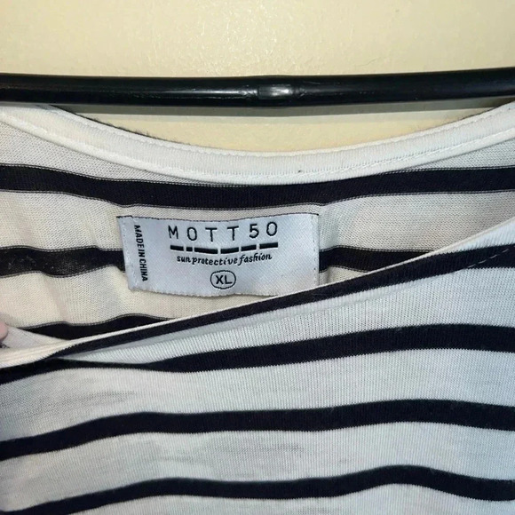 MOTT50 Long sleeve Striped UPF Shirt Black + White Stripes women’s XL - Picture 2 of 4